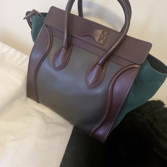 SOLD Authentic Celine Luggage tote bag - Picture 8 of 12